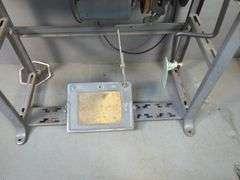 United States Machine Corp. Singer Blind Stitch Industrial Sewing Machine
