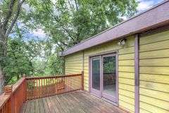 Kansas City 3 Bedroom Split-Level Home Auction