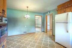 5-Bedroom Huff Lake-View Gardens Home Auction