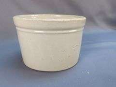R.J. Monteith Sons Walnut 0350 Stoneware Crock