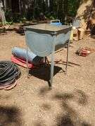 Galvanized Metal Wash Tub with Stand