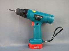 Makita 6201D Cordless Driver Drill with Charger and Battery