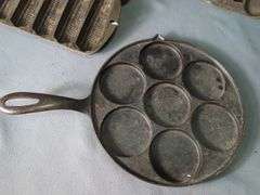 Cast Iron Cornbread and Muffin Pans