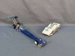 Model Dragster and 7-Eleven Racing T-Shirt