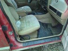 1993 Jeep Cherokee Sport Utility Vehicle, VIN 1J4FJ78S5PL502124, Mileage Unknown, Missouri Title, FRIDAY Pick Up