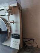 Mitsubishi LT-5V Linear Tracking Turntable