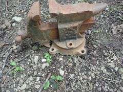 Rock Island MFG CO. No. 240 Vise, 3.5"
