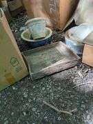 Planters, Pots, Trays and Baskets