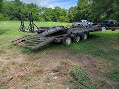 Tri-Axle Flatbed Trailer with Loading Ramps, No Title, THURSDAY Pick Up