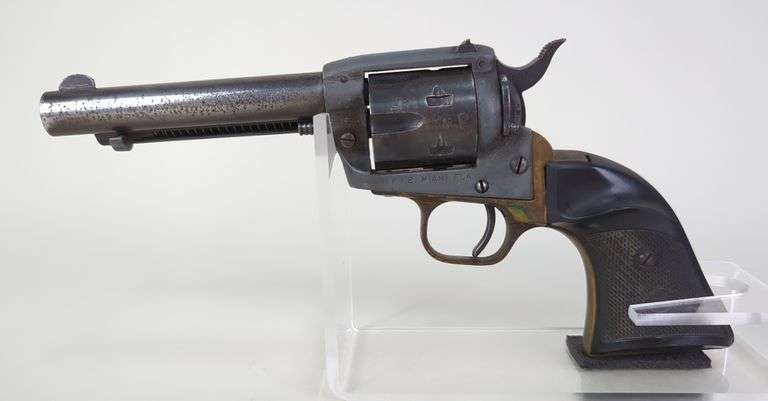 Italy/ FIE E 15 .22 LR 6-Shot Revolver SN# TA63833, Loading Gate Is Loose image