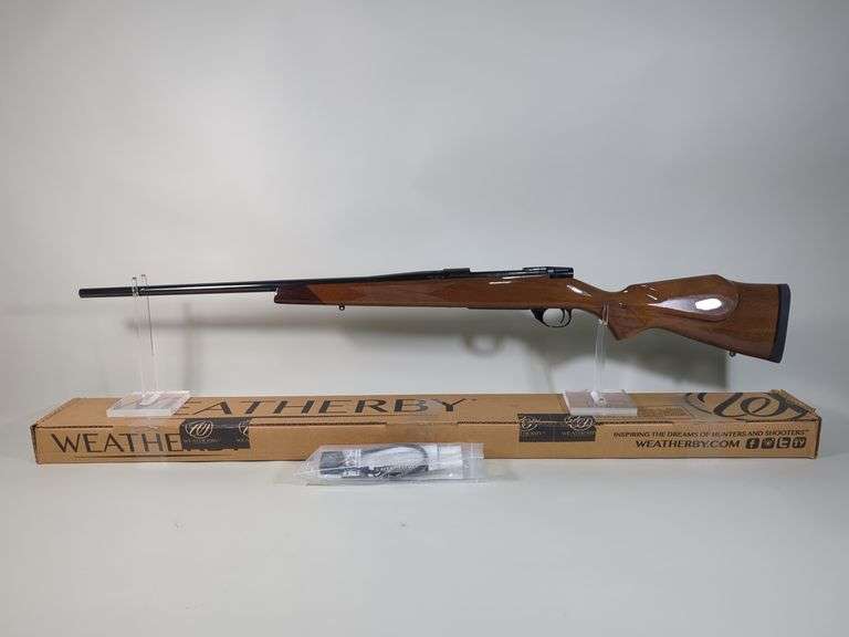 Japan/ Weatherby Vanguard Deluxe Sporter 30-06 Sprg Rifle SN# VB118327, Paperwork, In Original Box image