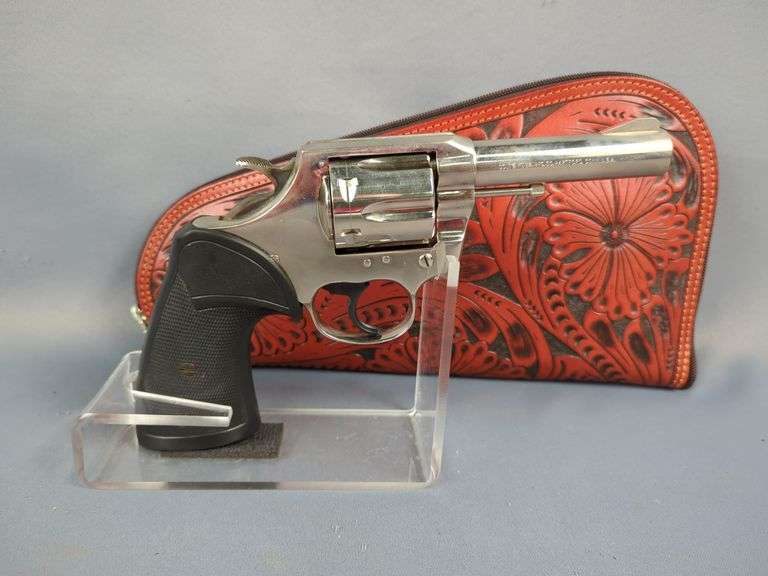 Colt Lawman Mk III .357 Mag 6-Shot Revolver SN# L80137, In Tooled Leather Case image