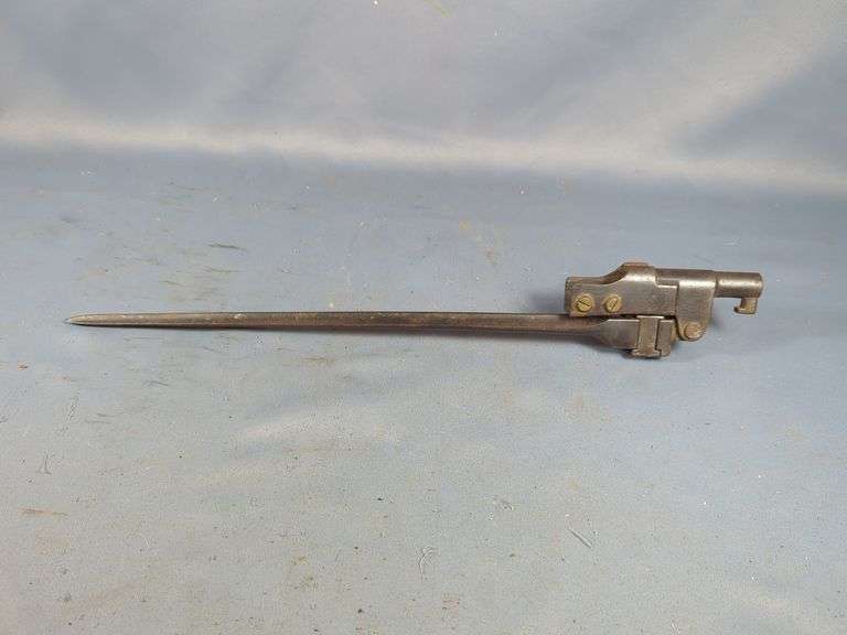 WW2 Japanese Type 44 Carbine Folding Bayonet image