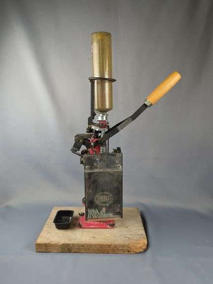 MEC Model 650 Reloading Press With Some Primers, Local Pickup Only image