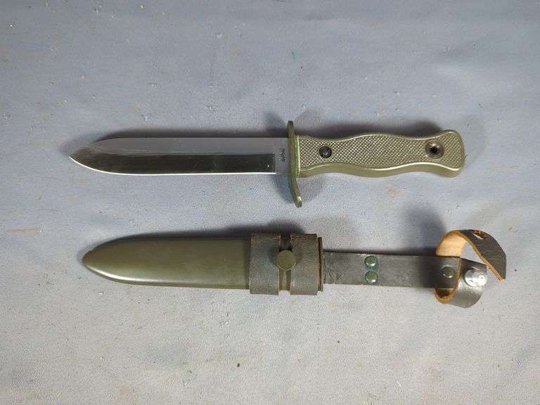 German Army Combat Knife, In Scabbard With Frog image