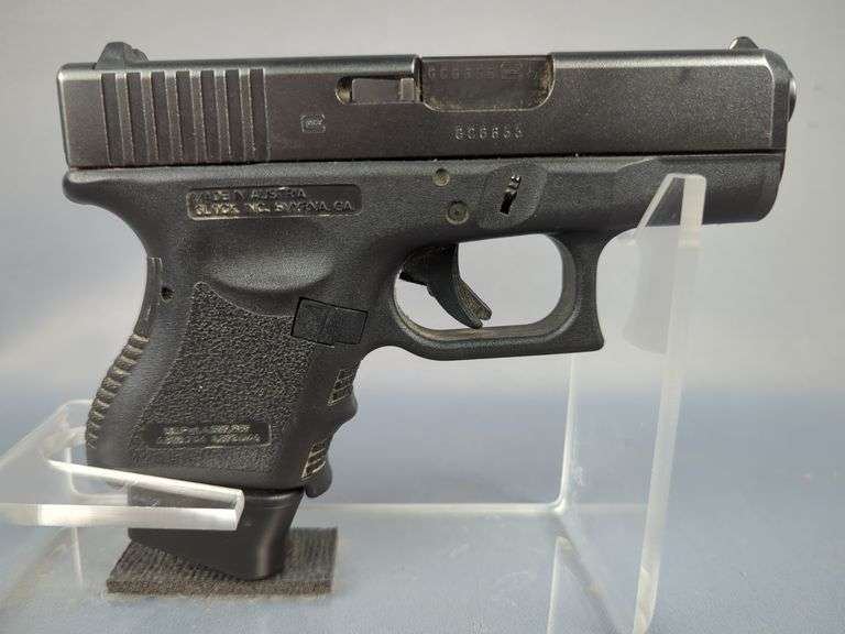 Austria Glock 27 .40 Cal Pistol SN# 6C6655 image