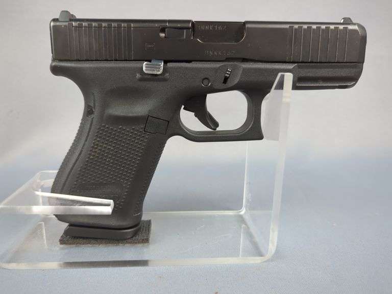 Austria Glock 19 Gen 5 9x19 Pistol SN# BNNK162 image