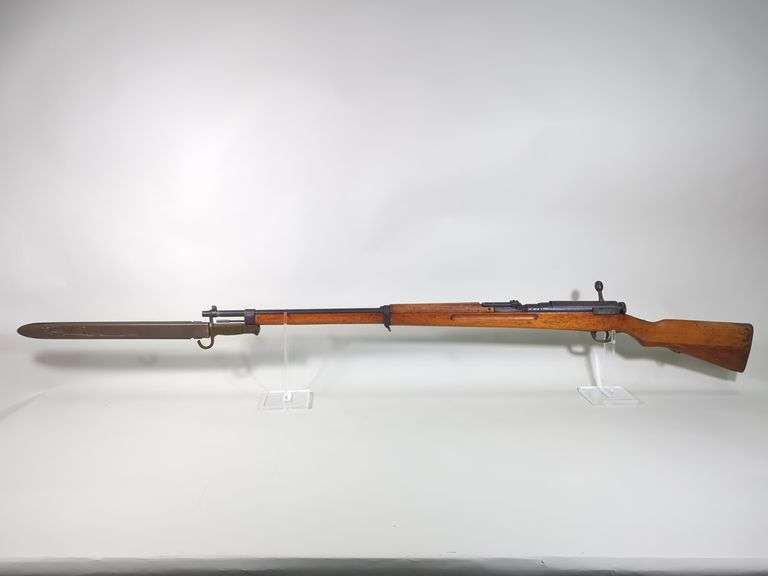 Japan Arisaka Bolt Action Rifle SN# 1764918, Full Mum, Bayonet With Scabbard, Dust Cover, Rear Band Loose image