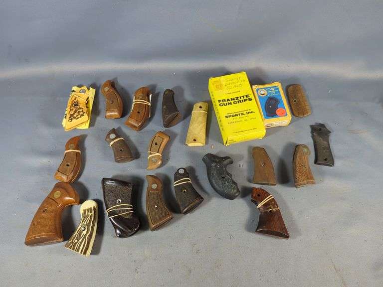 Revolver & Pistol Grips, Brands Include Smith & Wesson, Colt, North American Arms, Uncle Mike's, INA, Franzite, And More, Total Qty 19 Pair And 2 Single Sides image