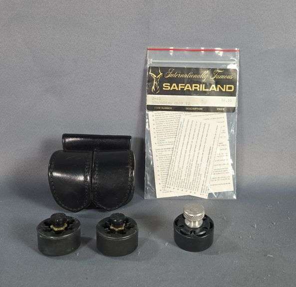 Safariland J-K2 Speedloaders, Qty 2, In Safariland Leather Duel Speedloader Case No. 350-2, And HKS 10-A Speedloader image