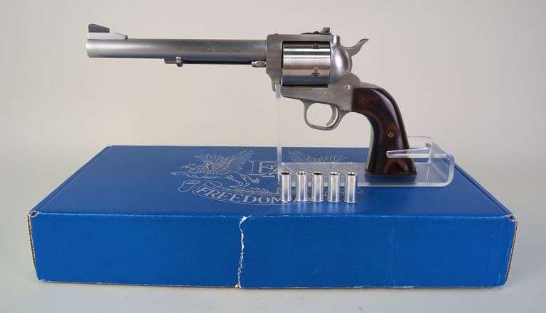 Freedom Arms Premier Grade .454 Casull 5-Shot Revolver SN# D 15804, 5 Snap Caps, Paperwork, In Box image