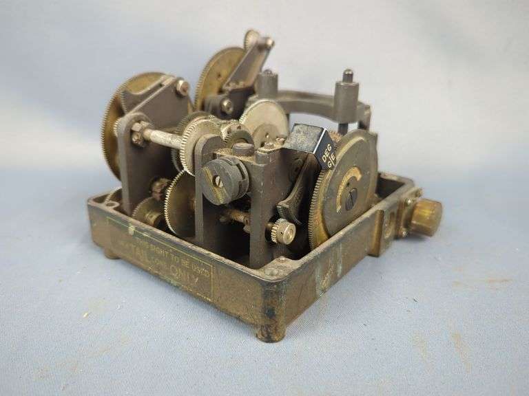 Airplane Gun Sight image
