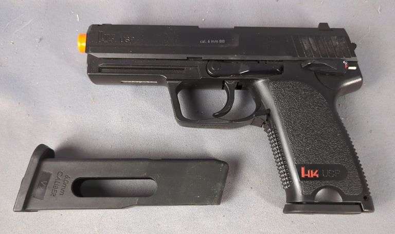 Umarex 6mm BB Pistol, HK USP Model With Extra Cartridge Magazine image