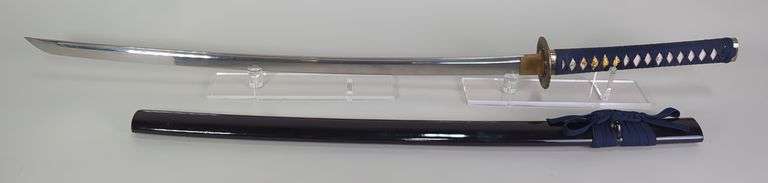 Katana With 27.75" Blade, In Wood Scabbard image