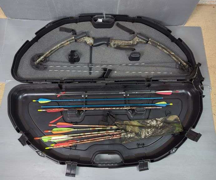 Genesis Compound Bow With Forearm Guard, Quiver With 11 Assorted Arrows, And Hard Case image