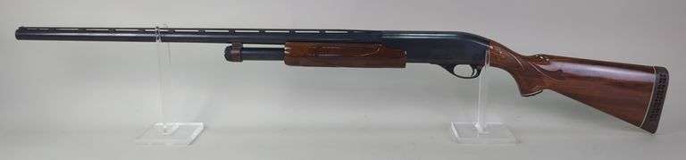 Remington Wingmaster Model 870 12 ga Pump Action Shotgun SN# V300637 V, Modified Choke image