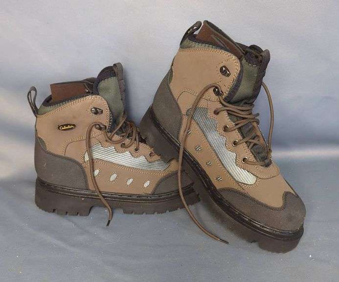 Cabela's Ultralight 2 Lug Wading Boots Size 13 with Cleats and Guards image