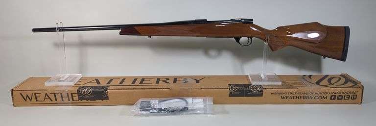 Japan/ Weatherby Vanguard Deluxe Sporter 30-06 Sprg Rifle SN# VB118327, Paperwork, In Original Box image