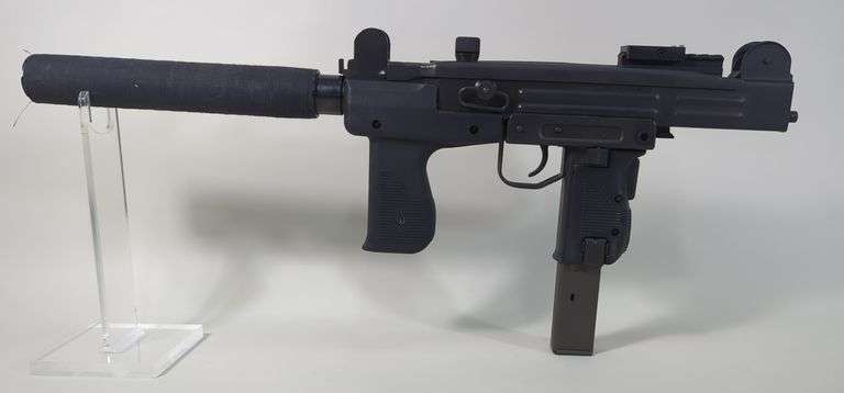 Vector Arms/ Group Ind. HR4332S 9mm/.45 ACP/.22 Pistol SN# 502276 image