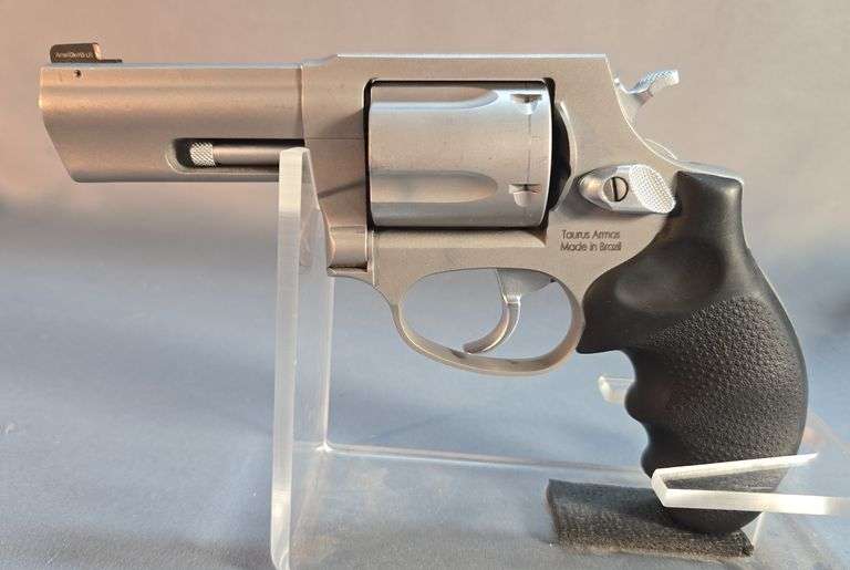 Taurus Armas/ Taurus Int'l  605 .357 Mag 5-Shot Revolver SN# AEC177675, , image