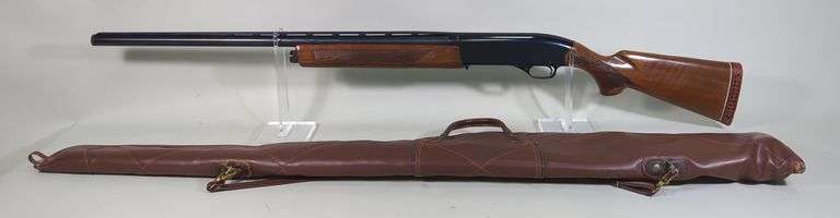 Winchester 1400 MK II 12 ga Shotgun SN# N461098, 28" Bbl, Scratching On Trigger Guard, In Soft Case image