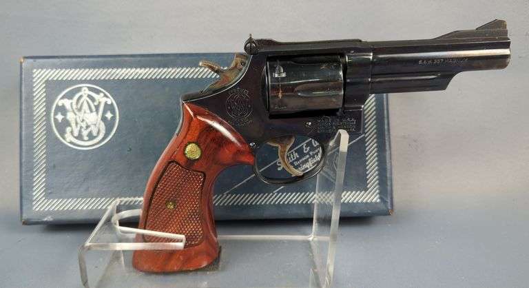 Smith & Wesson 19-3 .357 Mag 6-Shot Revolver SN# 4K44723, Cleaning Brush, In Box image