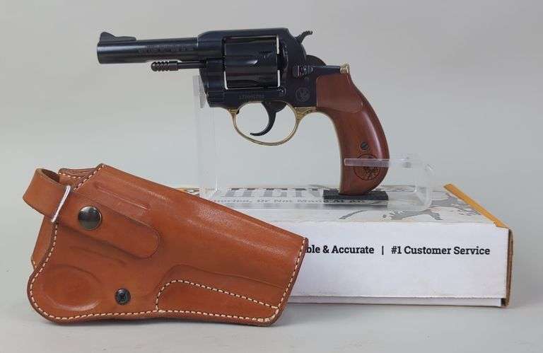 Henry  Big Boy H017BDM .357 Mag/ .38 Spl 6-Shot Revolver SN# 170005764, Birdshead Grip, 4" Bbl, Paperwork, With D. Johnston Alaska Leather Holster, In Box image