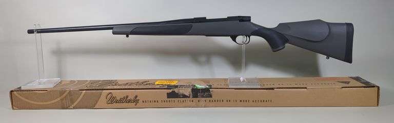 Japan/ Weatherby Vanguard S2 22-250 Rem Rifle SN# VB087661, In Original Box image