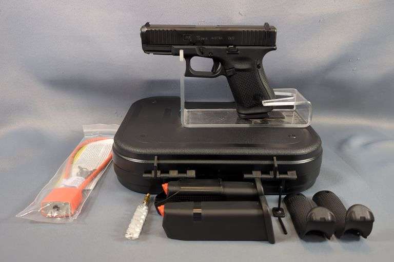 Austria Glock 19 Gen 5 9x19 Cal Pistol SN# CDRB336, 3 Total Mags, Speed Loader, Back Straps, Brush, Paperwork, In Hard Case image
