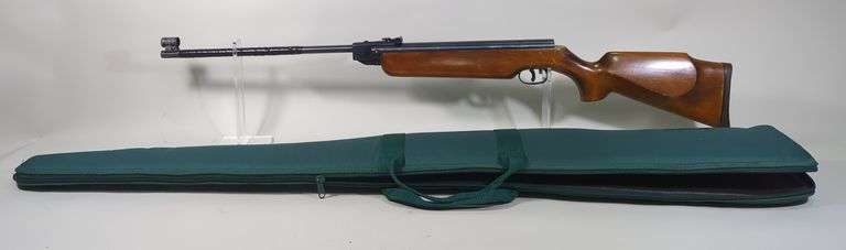 Weihrauch HW50S 4.5 Cal Air Rifle SN# 728613, In Soft Case image