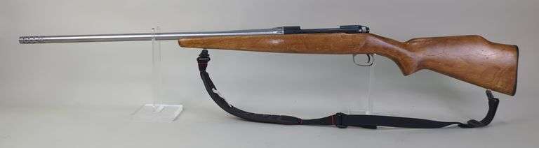 Savage 112 .300 Rem Ultra-Mag Bolt Action Rifle SN# F903884, Padded Nylon Sling image