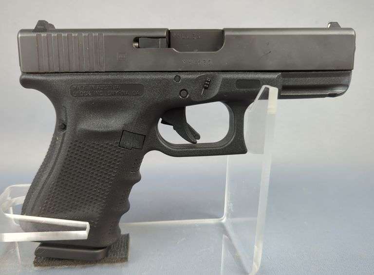Austria Glock/ Glock, Inc 19 Gen 4 9x19 Pistol SN# YHL625 image