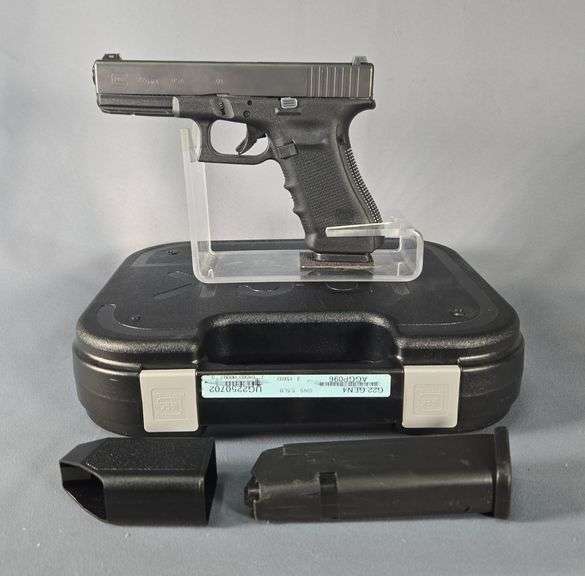 Glock 22 Gen 4 .40 Cal Pistol SN# AGGP096, 2 Total Mags, Speed Loader, Paperwork, In Hard Case image