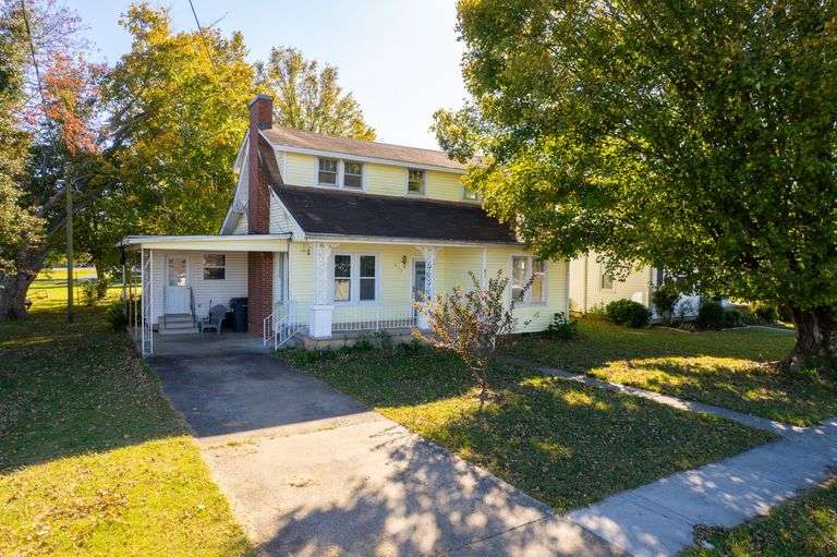 317 E. 4TH ST. image