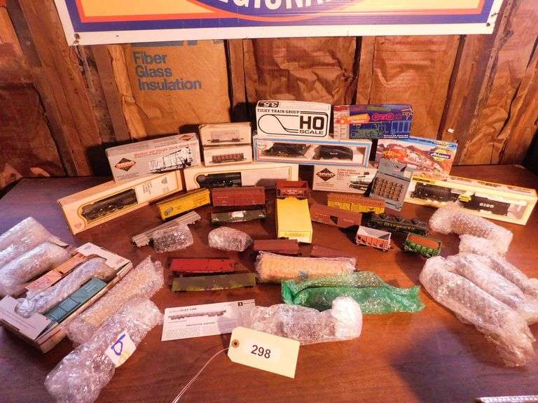 Approx. 43 Trains & Train Cars, Some Still With Box. IHC, Life Like Trains, Tichy Train Group, Roundhouse, Bachmann, Atheann & Accurail