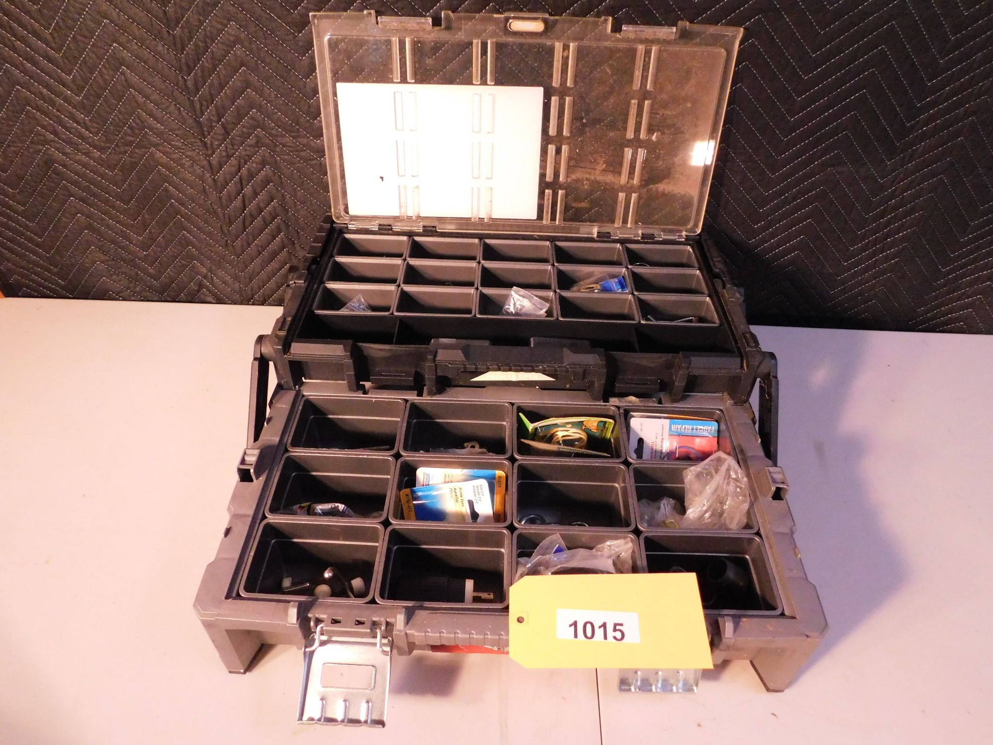 Lot image 1