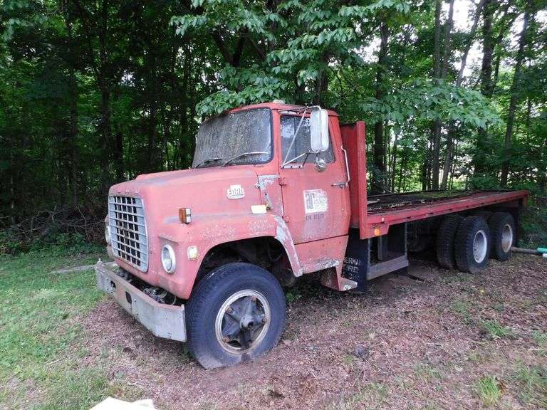 1979 FORD 800 44,000 lbs. odometer reads 52,094.2 does not currently run Manual, VID 580CEVK1744