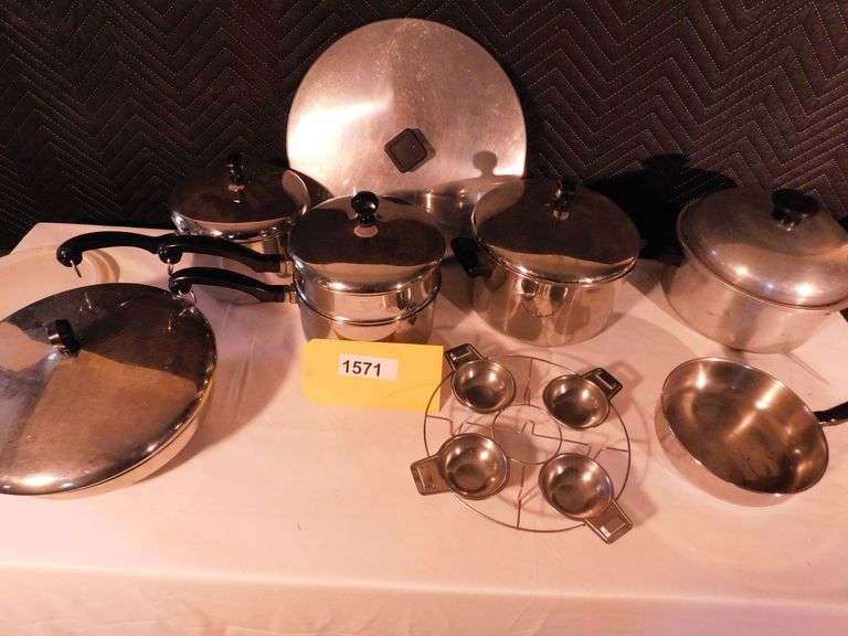 Lot of Pots and pans, Double Boiler, and lids