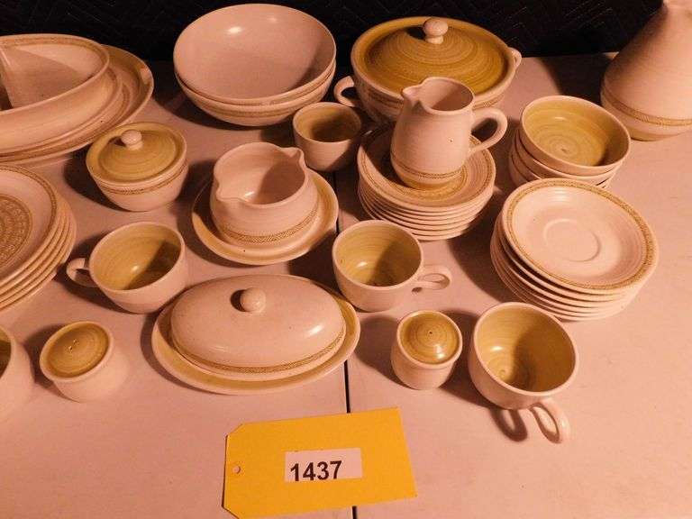 Lot of Franciscan earth ware set