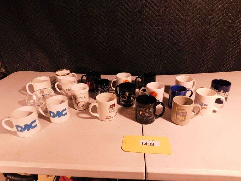 Lot of approx. 20 coffee mugs